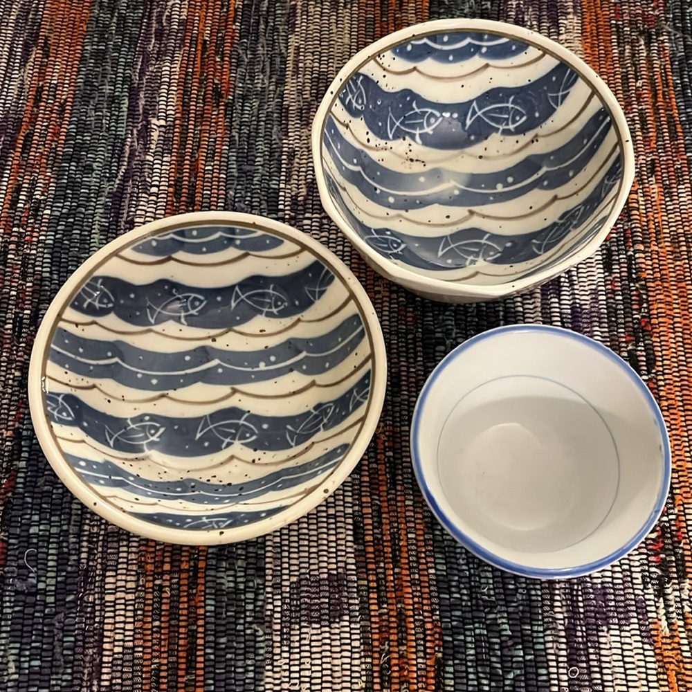Set of 3 Asian Design Inspired Bowls